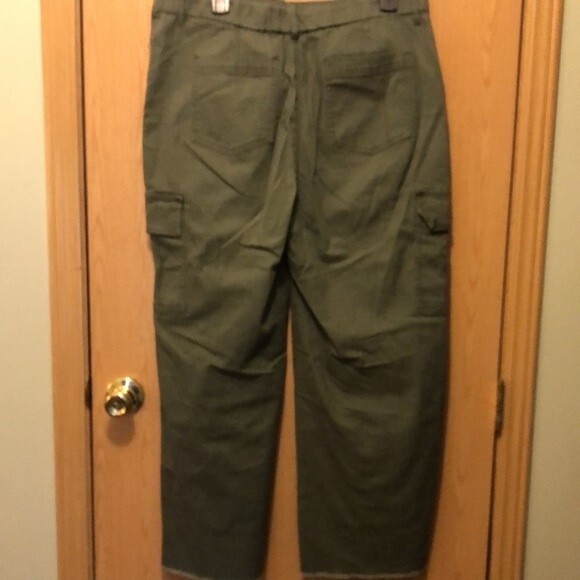 Fashion nova tunnel vision cropped jeans olive green size XL - Picture 2 of 9
